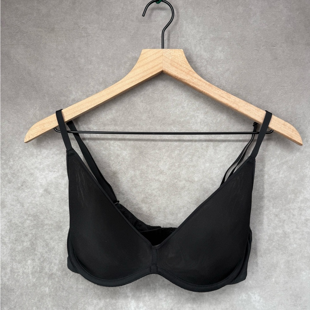 Skims Weightless Scoop Black Bra 36C